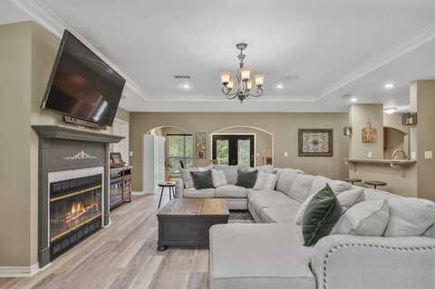 230 Shank Drive, Brookeland, TX 75931