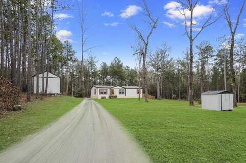 215 Red Oak Dr., Brookeland, TX 75931