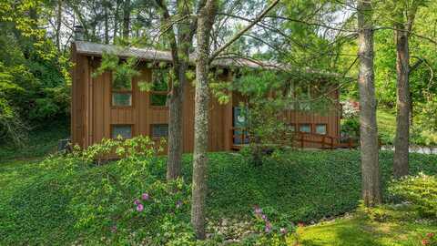 17 Fairway Drive, Berea, KY 40403