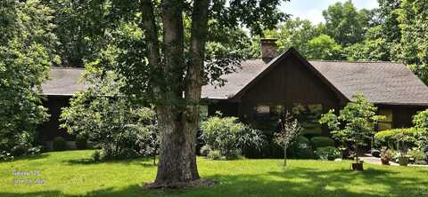 1220 Fox Wood Road, Frankfort, KY 40601