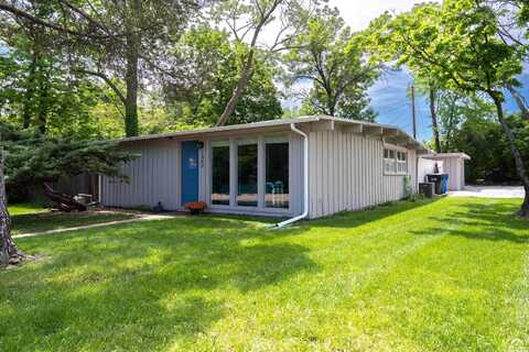 1903 Ousdahl Road, Lawrence, KS 66046