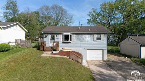 2522 Maverick Lane, Lawrence, KS 66049