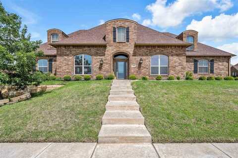 2404 SW 70th St, Lawton, OK 73505