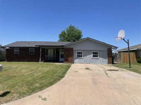 1724 NW 49th St, Lawton, OK 73505