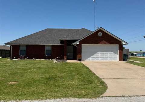 739 N 4th St, Cyril, OK 73029
