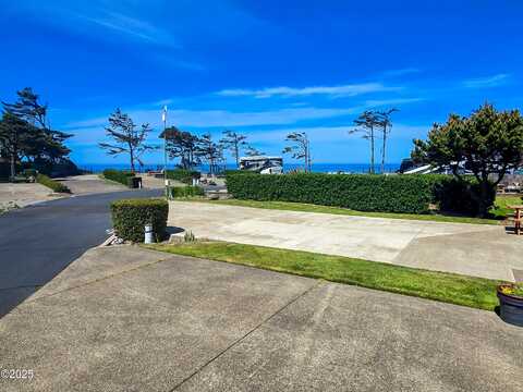 6225 N Coast Hwy Lot 182, Newport, OR 97365