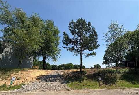 1800 Timberline Dr, Farmville, VA 23901