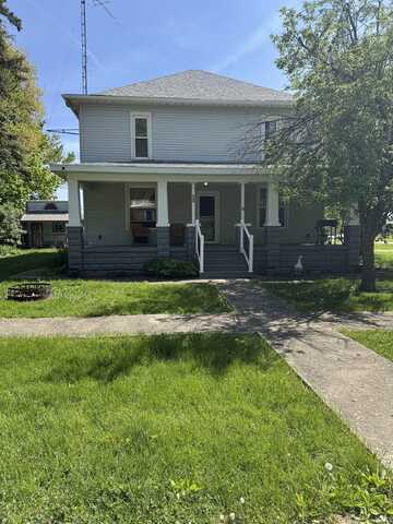 208 W 6th Street, Earl Park, IN 47942