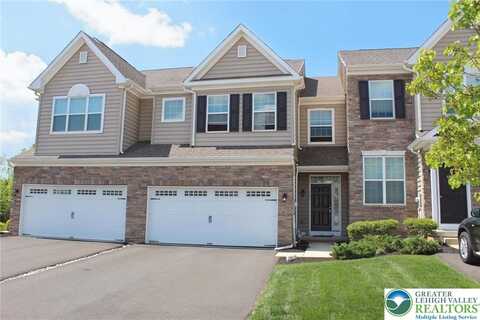 306 Redclover Lane, Macungie, PA 18104