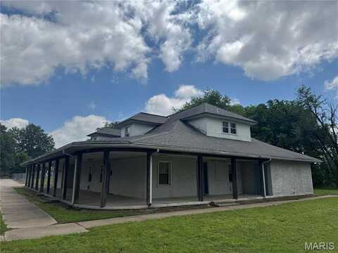 109 N Stoddard Street, Sikeston, MO 63801