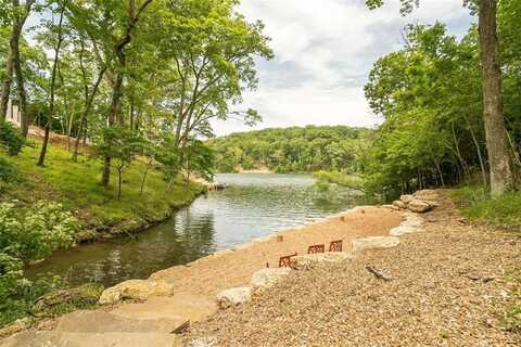 2206 Alpine Nook Drive, Innsbrook, MO 63390