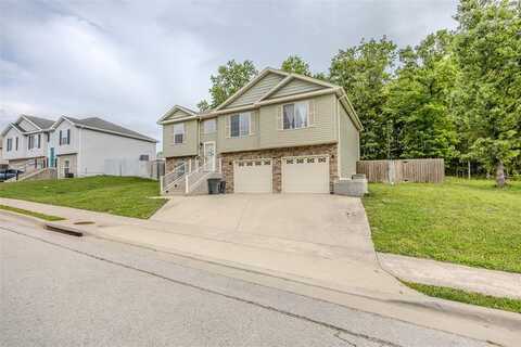 136 Brush Creek Parkway, Saint Robert, MO 65584