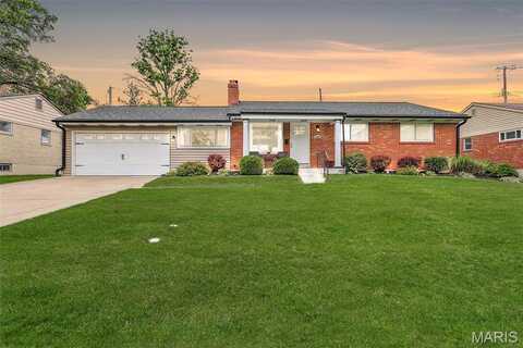 1025 Dickson Street, Saint Louis, MO 63122