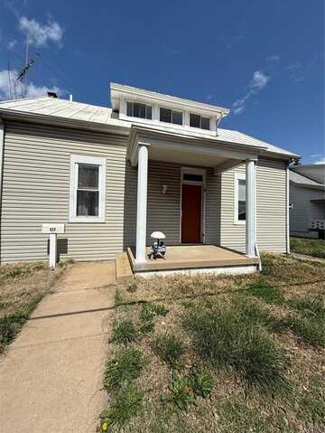 423 W Washington Street, Millstadt, IL 62260