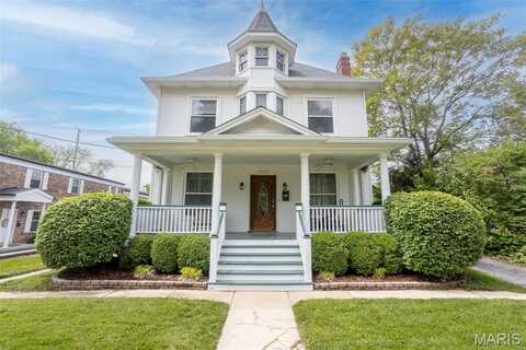 2825 Laclede Station Road, Saint Louis, MO 63143