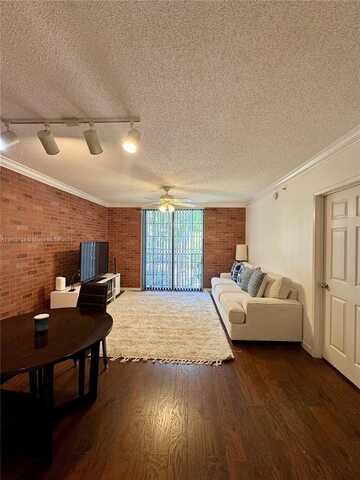 1900 Van Buren St, Hollywood, FL 33020