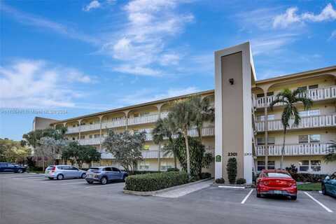 2301 Lucaya Ln, Coconut Creek, FL 33066