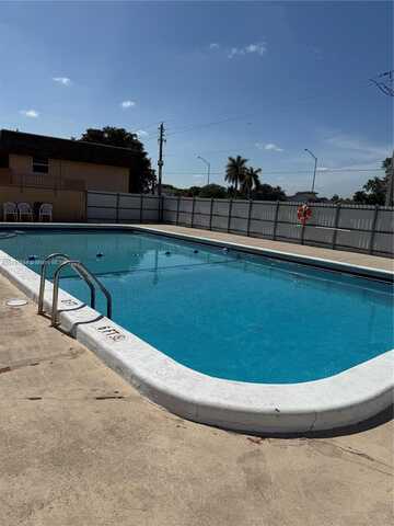 870 SW 129th Pl, Miami, FL 33184