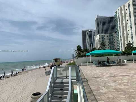 3725 S Ocean Dr, Hollywood, FL 33019