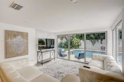 440 NE 26TH TER, Boca Raton, FL 33431