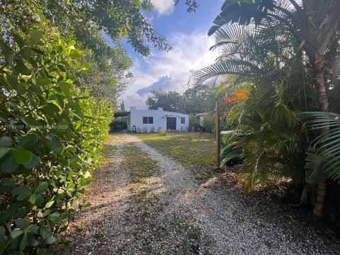 329 NW 44th St, Miami, FL 33127