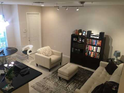 283 SW 7th Ct, Pompano Beach, FL 33060