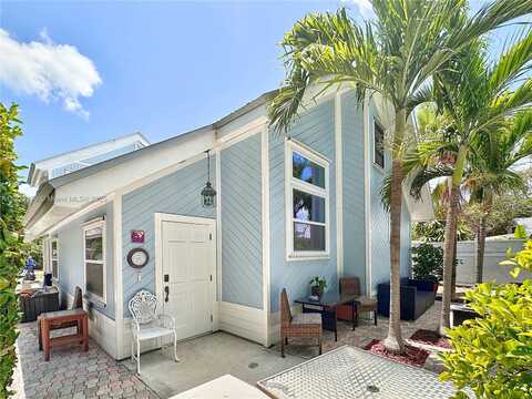 106 Gardenia Ave, Tavernier, FL 33070