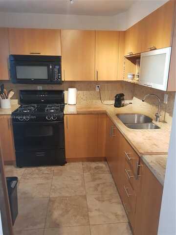 720 S Collins, Miami Beach, FL 33139