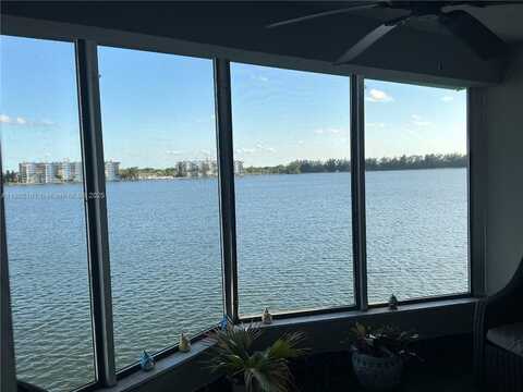 1160 NE 191st St, Miami, FL 33179