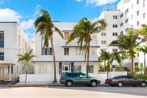 3710 Collins Ave, Miami Beach, FL 33140