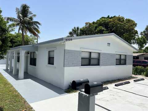 2226 Cody St, Hollywood, FL 33020