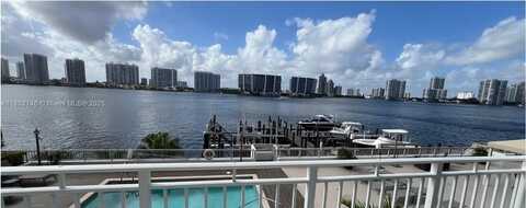 18000 N Bay Rd, Sunny Isles Beach, FL 33160