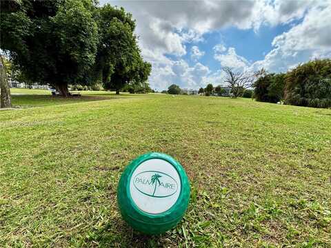 3051 S Palm Aire Dr, Pompano Beach, FL 33069