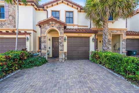 6973 Broadland Way, Coconut Creek, FL 33073
