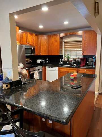 3361 NW 85th Ave, Coral Springs, FL 33065