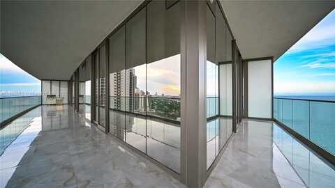 18975 Collins Ave, Sunny Isles Beach, FL 33160