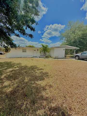 1104 E Jasmine Rd, Lehigh Acres, FL 33936