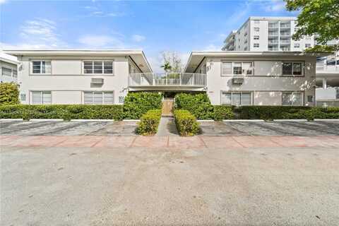 6905 Rue Vendome, Miami Beach, FL 33141