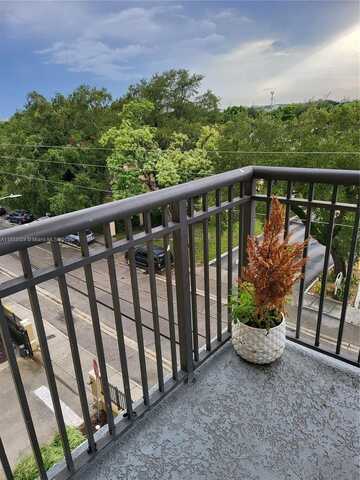 2647 NW 25th Ave, Miami, FL 33142