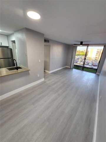 8145 NW 7th St, Miami, FL 33126