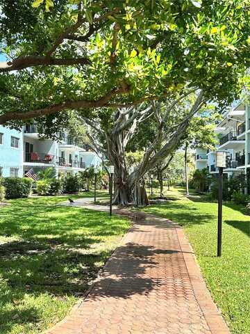 3004 NE 5th Ter, Wilton Manors, FL 33334