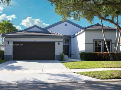 1132 Cedar Falls Dr, Weston, FL 33327