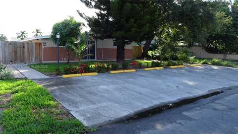 226 NE 25th Ave, Pompano Beach, FL 33062