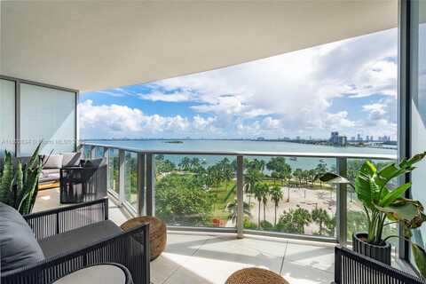 488 NE 18th St, Miami, FL 33132