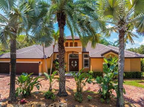 8268 SW 172nd Terrace, Palmetto Bay, FL 33157