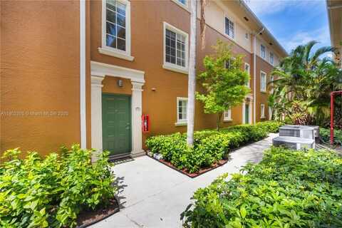 2845 NE 185th St, Aventura, FL 33180