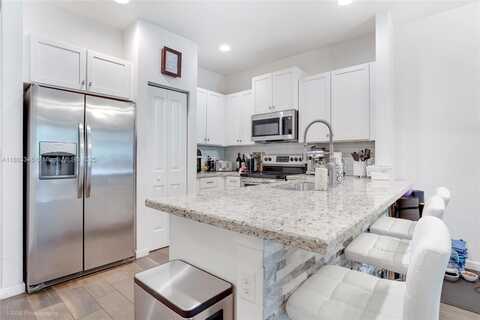 355 SE 1st Dr, Deerfield Beach, FL 33441