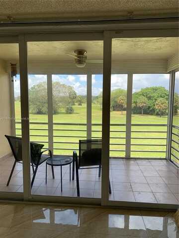 2671 S Course Dr, Pompano Beach, FL 33069