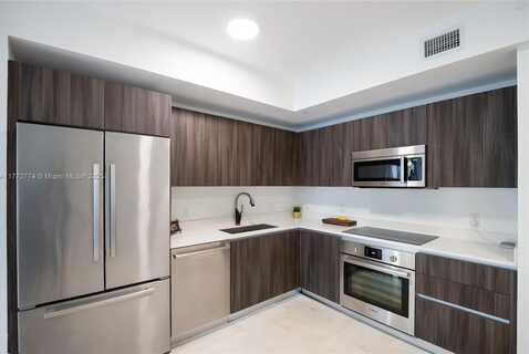 488 NE 18th St, Miami, FL 33132