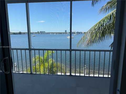3000 Marcos Dr, Aventura, FL 33160